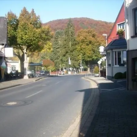 شقة In Mit Whirlpool Waldbreitbach